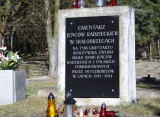 Cmentarz jeńców radzieckich w Białobrzegach 1941 - 1944