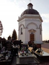 fot. Cmentarz parafialny w Wieliszewie - pochowany na terenie cmentarza Franciszek Ksawery Repp